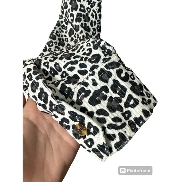 Oversized Women's Shacket Blue Black White Leopard Print Pockets Arms Medium - Picture 5 of 8